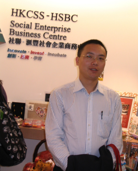 从媒体人到公益人 做奔赴在一线的工作者(图2) 从媒体人到公益人 做奔赴在一线的工作者(图2)