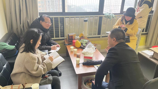 协会考察两家电商平台(图1) 协会考察两家电商平台(图1)