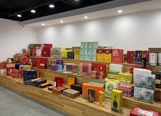 协会考察两家电商平台(图4) 协会考察两家电商平台(图4)