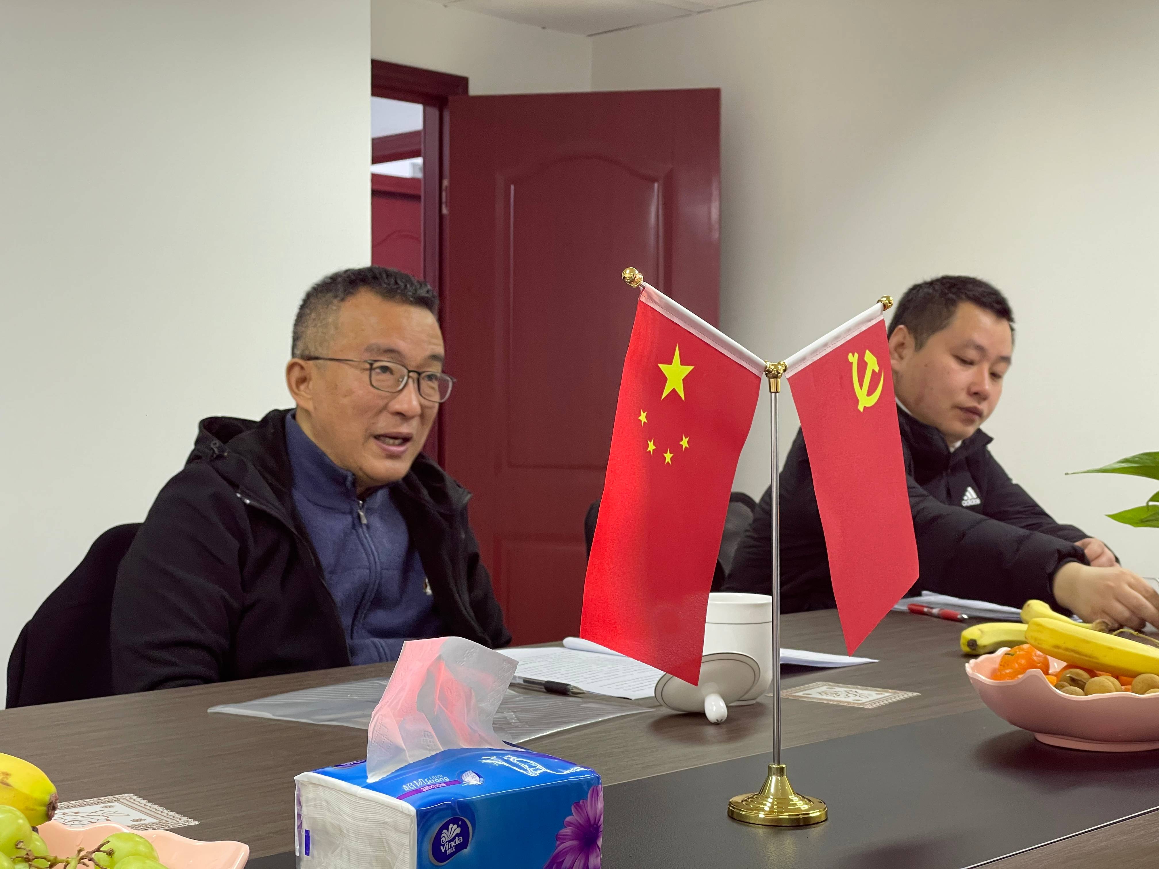 重庆市乡村振兴局社会扶贫处卢贤炜处长一行 莅临协会检查指导工作(图4) 重庆市乡村振兴局社会扶贫处卢贤炜处长一行 莅临协会检查指导工作(图4)