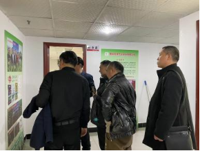 达民食叶草(重庆)有限公司董事长张树河一行到访协会参观考察(图2) 达民食叶草(重庆)有限公司董事长张树河一行到访协会参观考察(图2)
