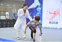 关爱儿童成长 助力乡村振兴 ——重庆市乡村发展协会联合重庆市陈家桥医院开展爱心公益志愿服务活动(图5) 关爱儿童成长 助力乡村振兴 ——重庆市乡村发展协会联合重庆市陈家桥医院开展爱心公益志愿服务活动(图5)